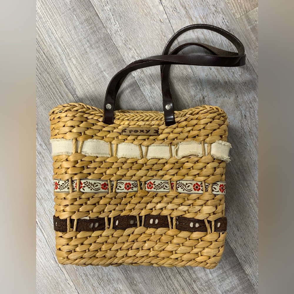 Roxy Straw Purse